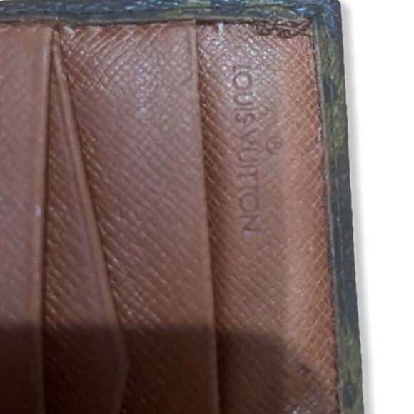 LOUIS VUITTON Vintage Monogram Elise Wallet/Coin Purse - Picture 5 of 9